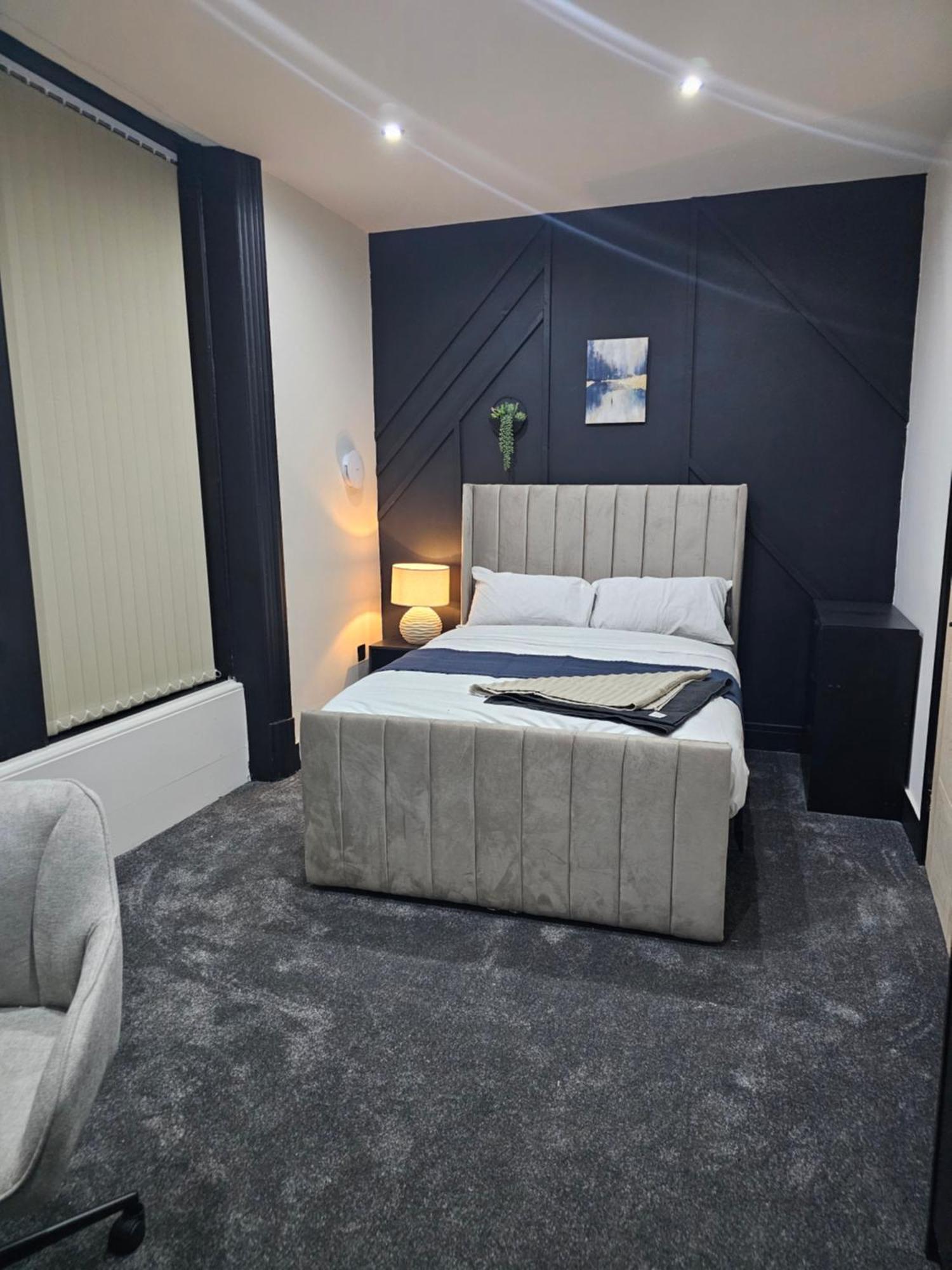 Springwood Villa Хъдърсфийлд Екстериор снимка